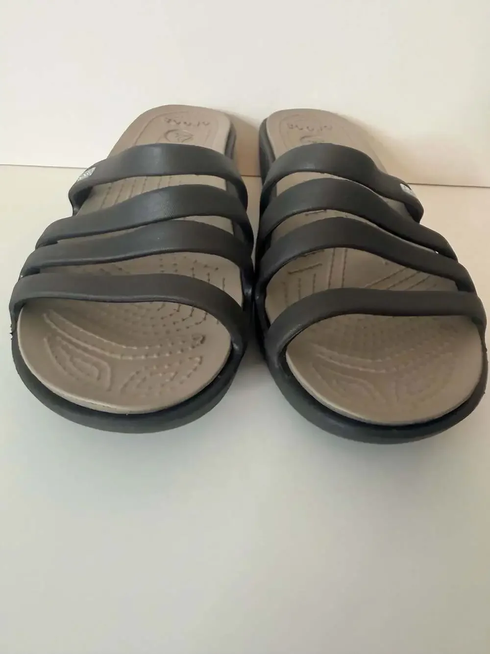 Crocs Rhonda Wedge Strappy Sandals 8